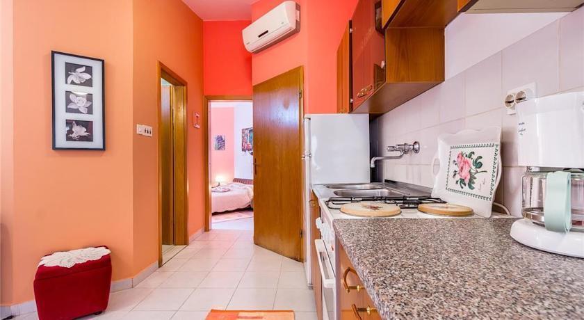 Apartments Bardak Ližnjan Oda fotoğraf