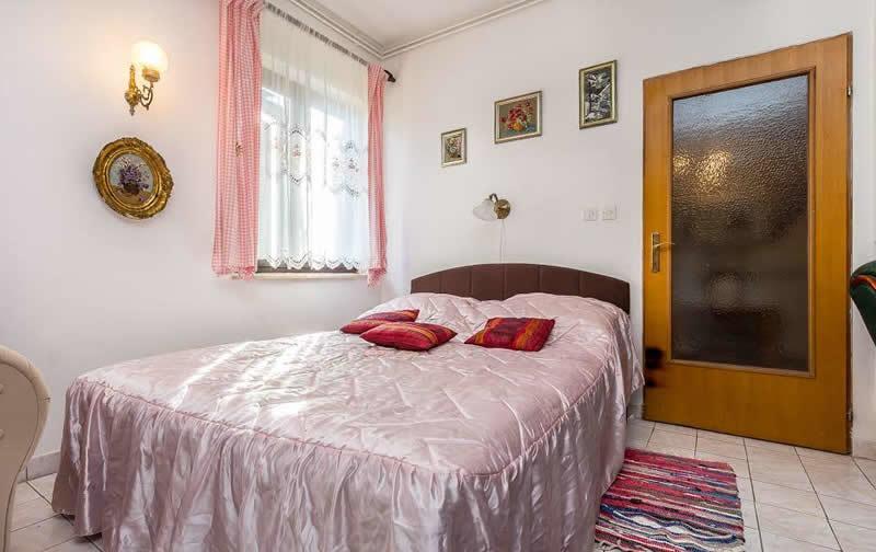 Apartments Bardak Ližnjan Oda fotoğraf