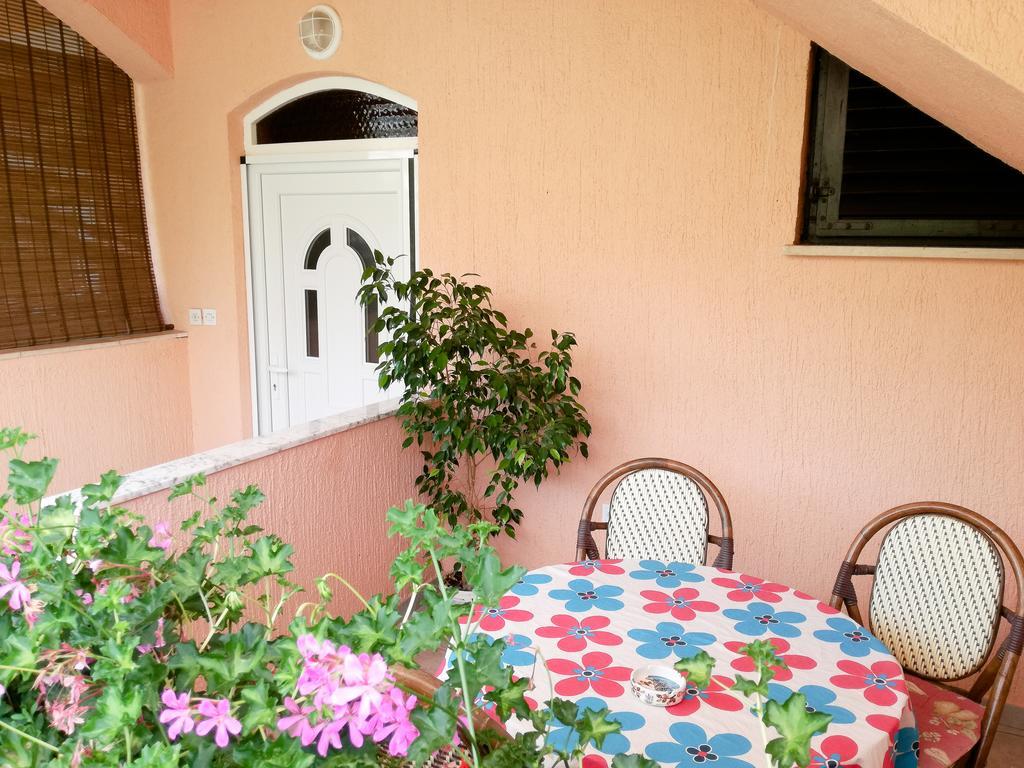 Apartments Bardak Ližnjan Dış mekan fotoğraf