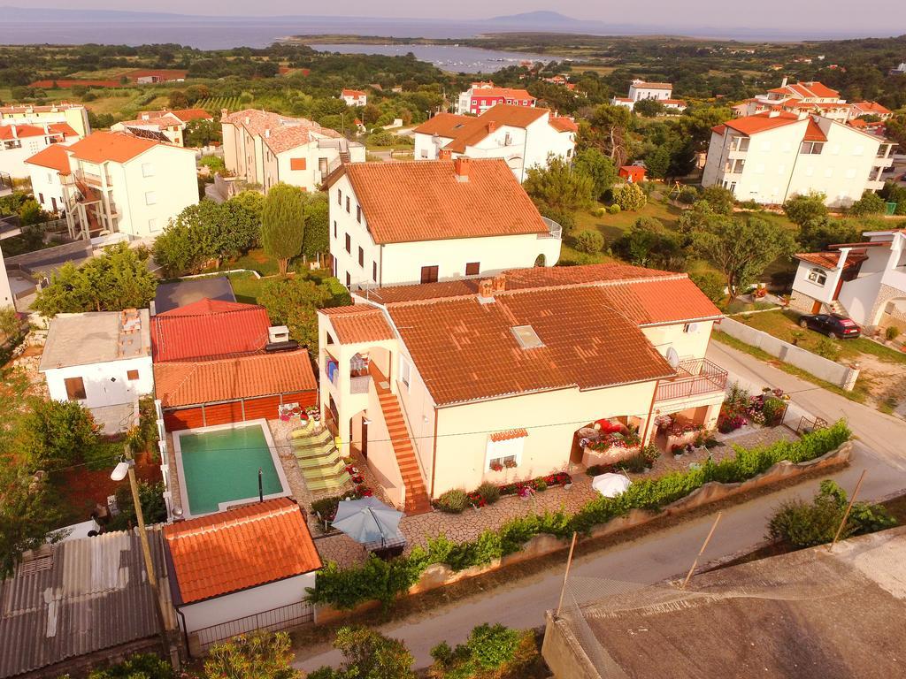 Apartments Bardak Ližnjan Dış mekan fotoğraf