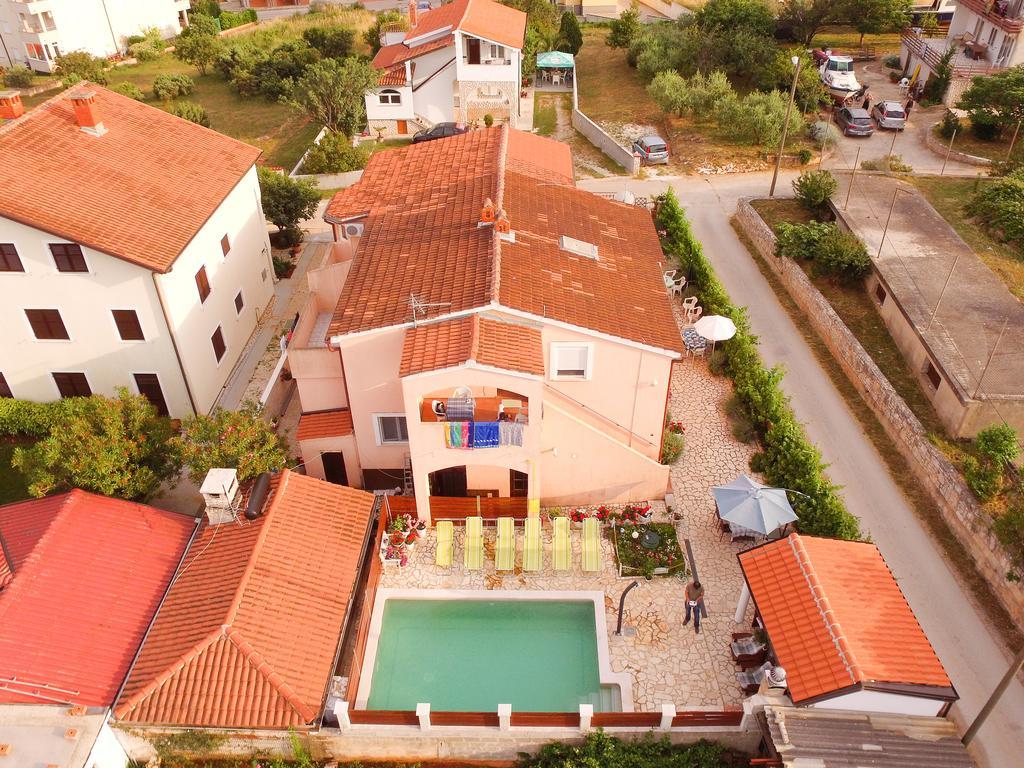 Apartments Bardak Ližnjan Dış mekan fotoğraf
